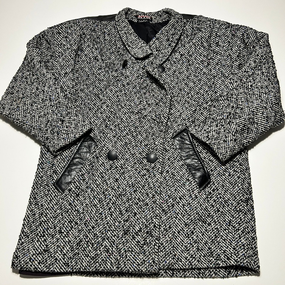 Vintage New York Girl Herringbone Tweed Coat Leather Trim ILGWU Union Made Black